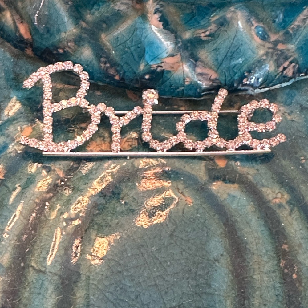 Silver BRIDE Rhinestone‎ Brooch-Pin NWT - Picture 5 of 5
